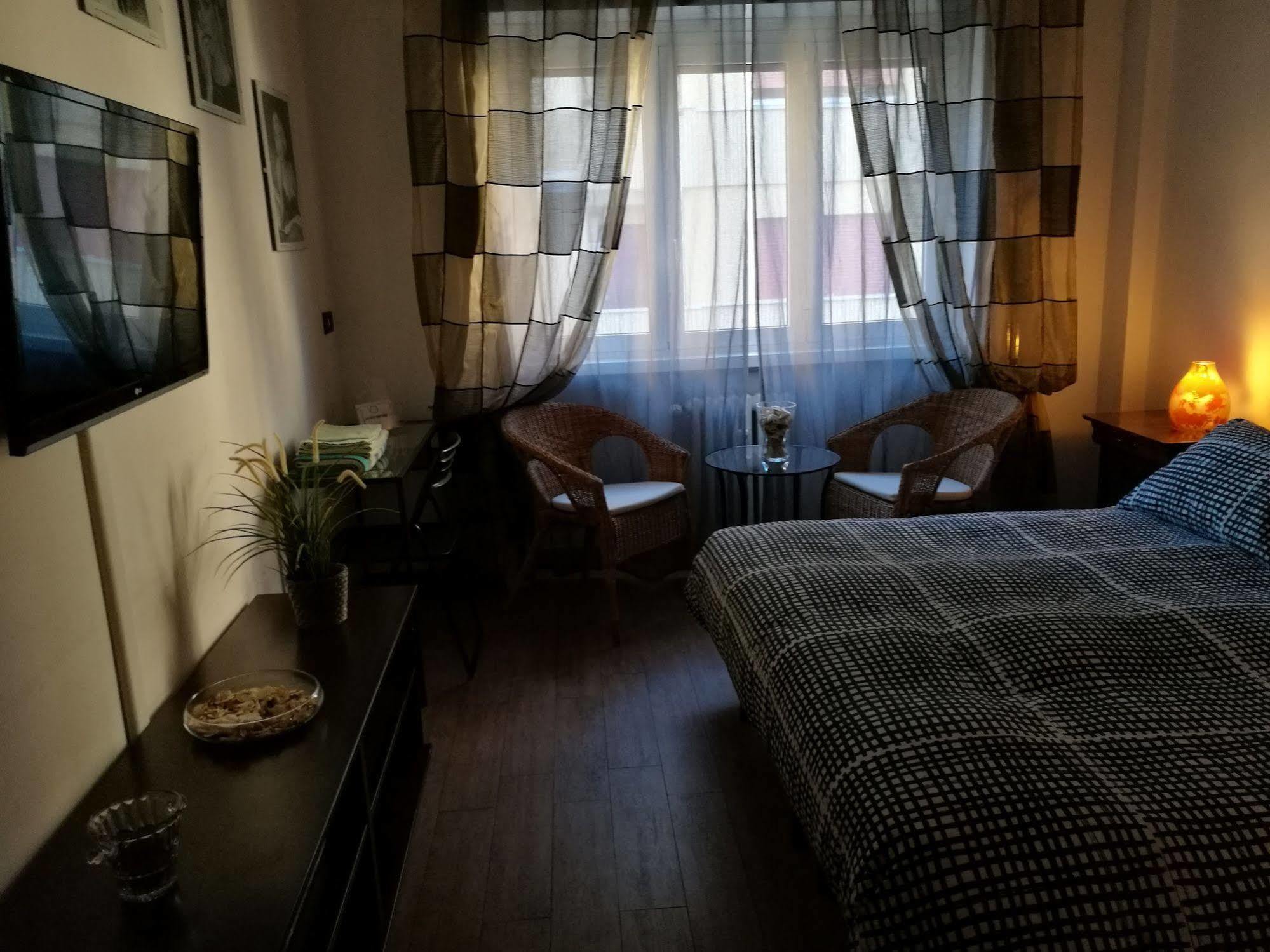 Vatican Point Break - Turistico - Vaticano Bed & Breakfast